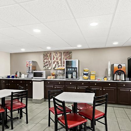 Red Roof Inn & Suites דנקן מראה חיצוני תמונה