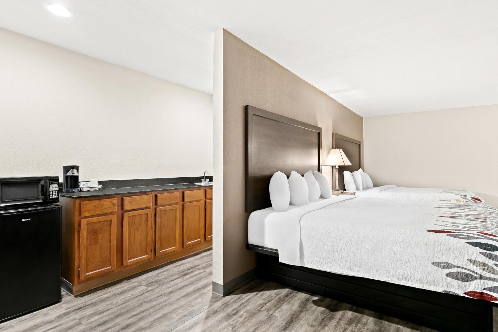 Red Roof Inn & Suites דנקן מראה חיצוני תמונה